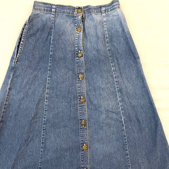 Long denim skirt - Picture 3 of 7
